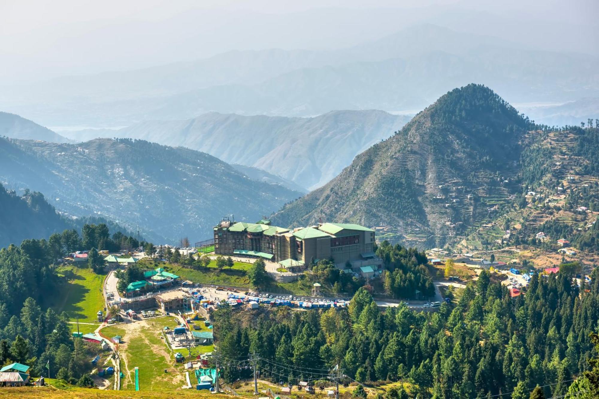 Pearl Continental Hotel Malam Jabba Exterior photo