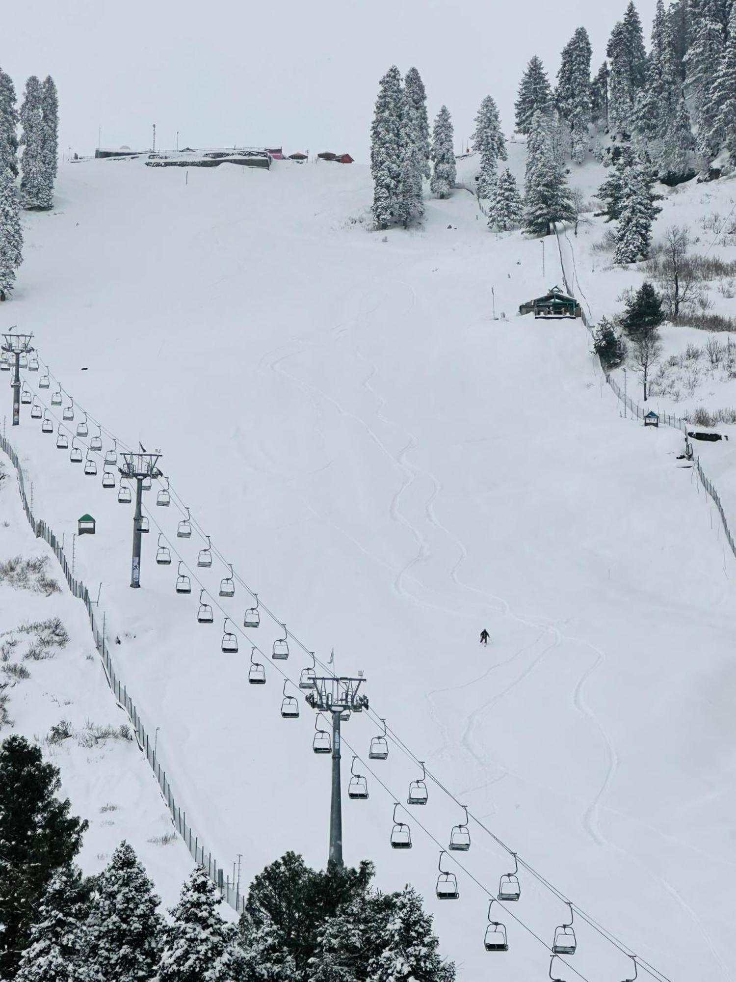 Pearl Continental Hotel Malam Jabba Exterior photo