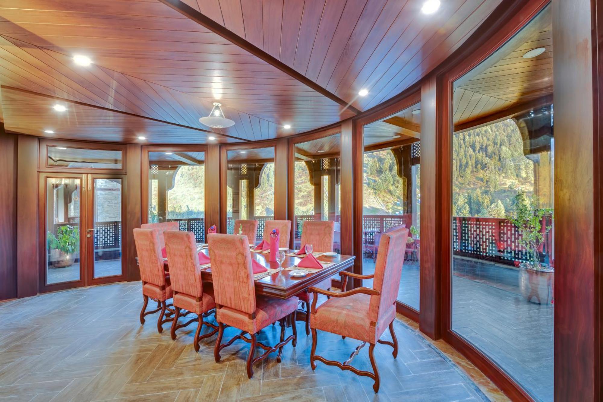 Pearl Continental Hotel Malam Jabba Exterior photo