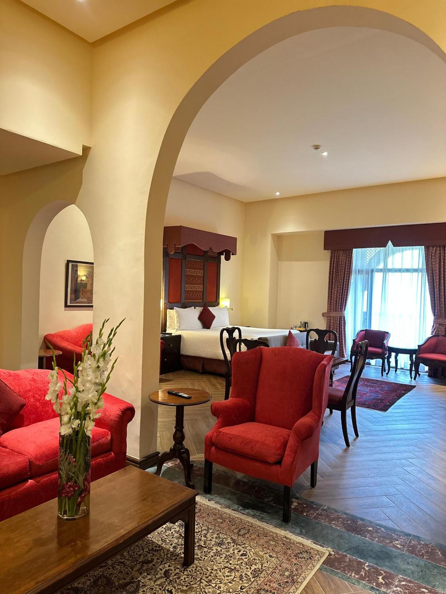 Pearl Continental Hotel Malam Jabba Exterior photo