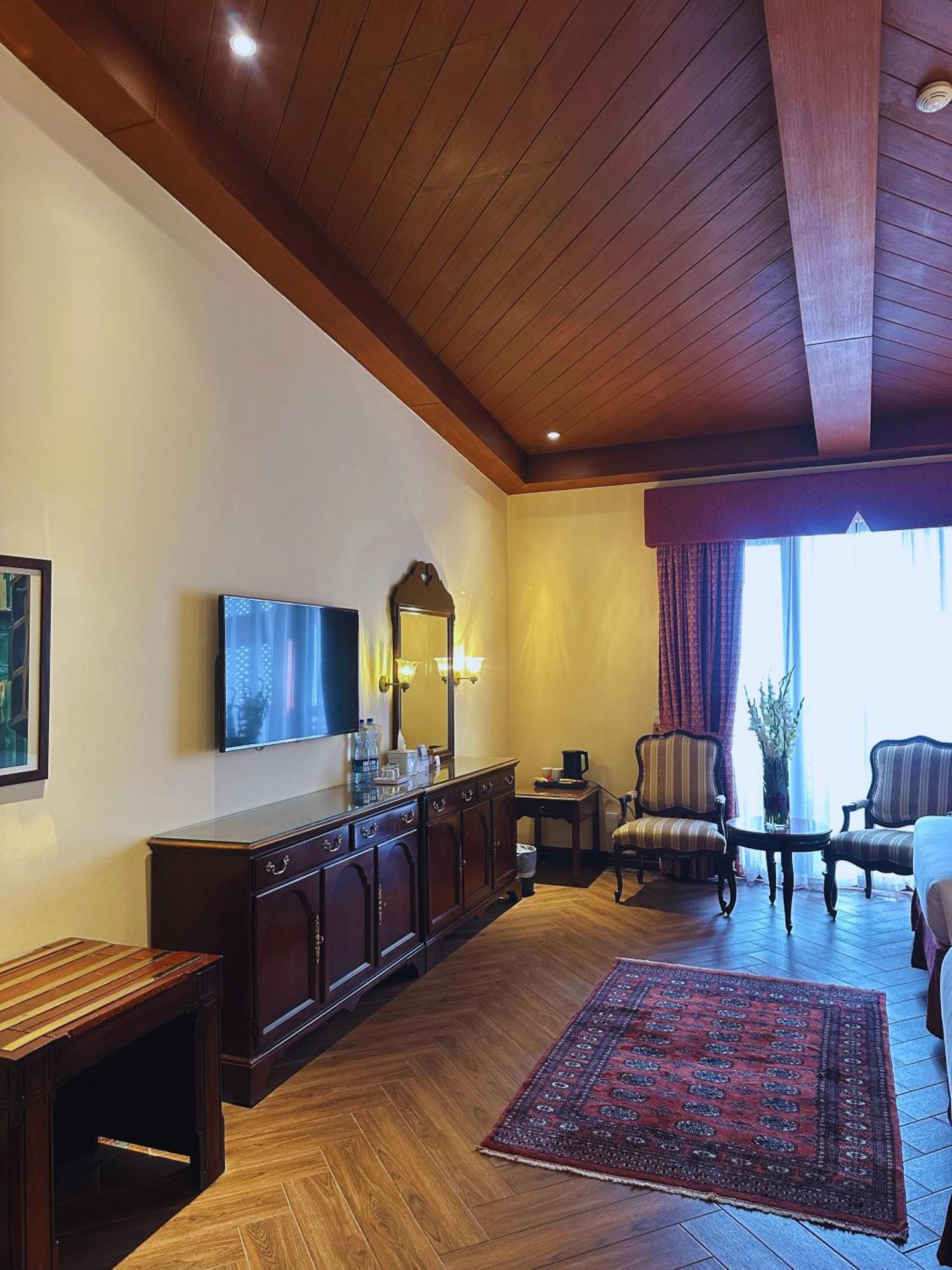 Pearl Continental Hotel Malam Jabba Exterior photo