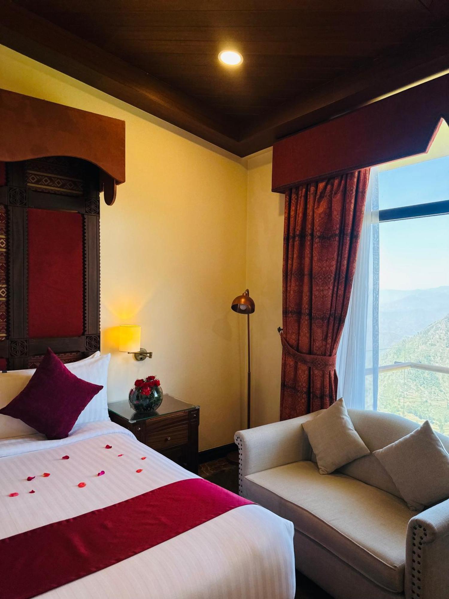 Pearl Continental Hotel Malam Jabba Exterior photo