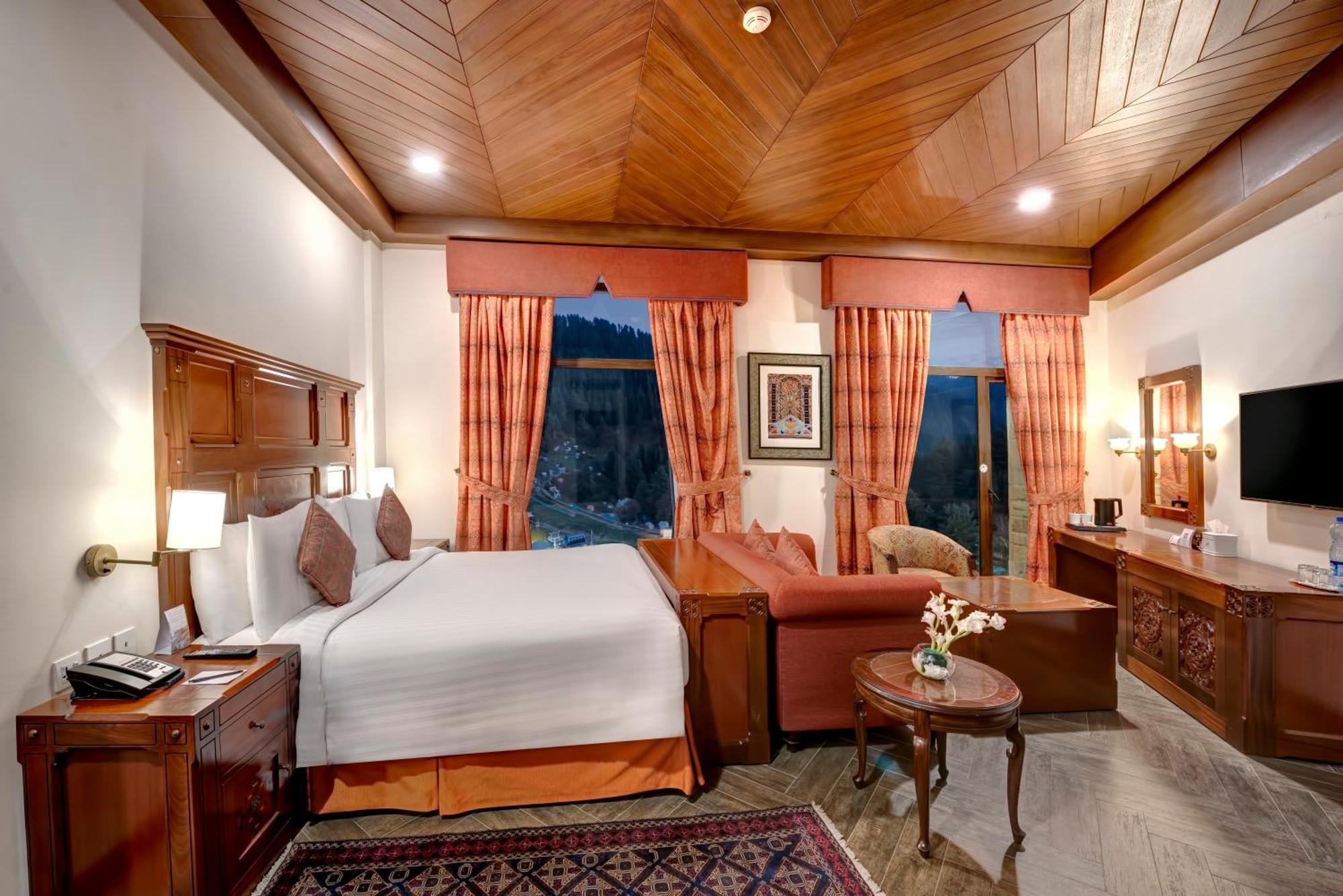 Pearl Continental Hotel Malam Jabba Exterior photo