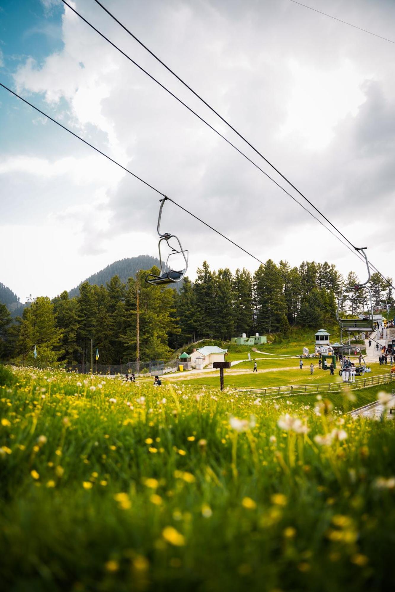 Pearl Continental Hotel Malam Jabba Exterior photo